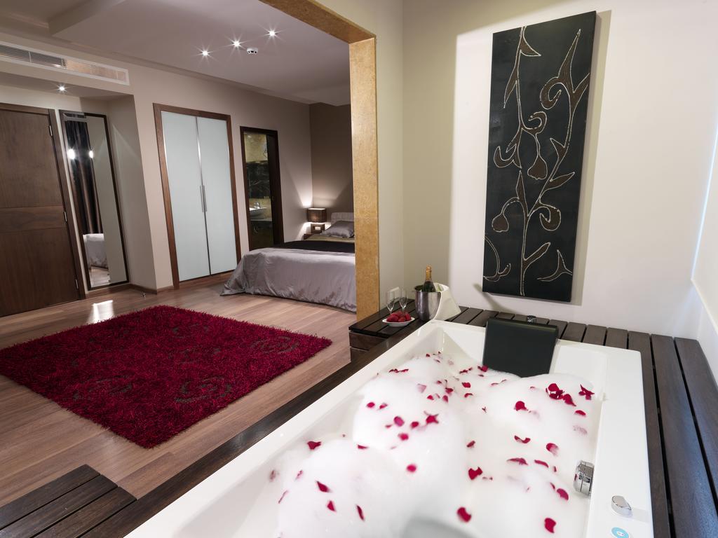 City Suite Hotel Beirut Exterior photo